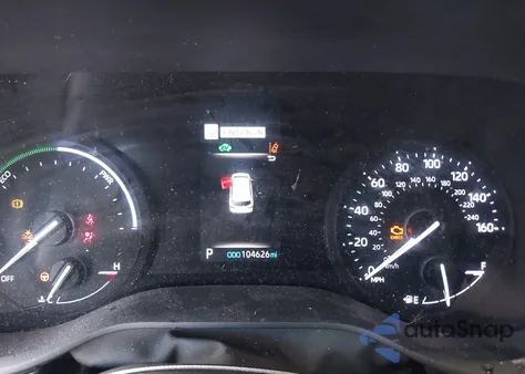 2021 Toyota Sienna Le z USA, uszkodzony, nr VIN 5TDKRKEC7MS041323